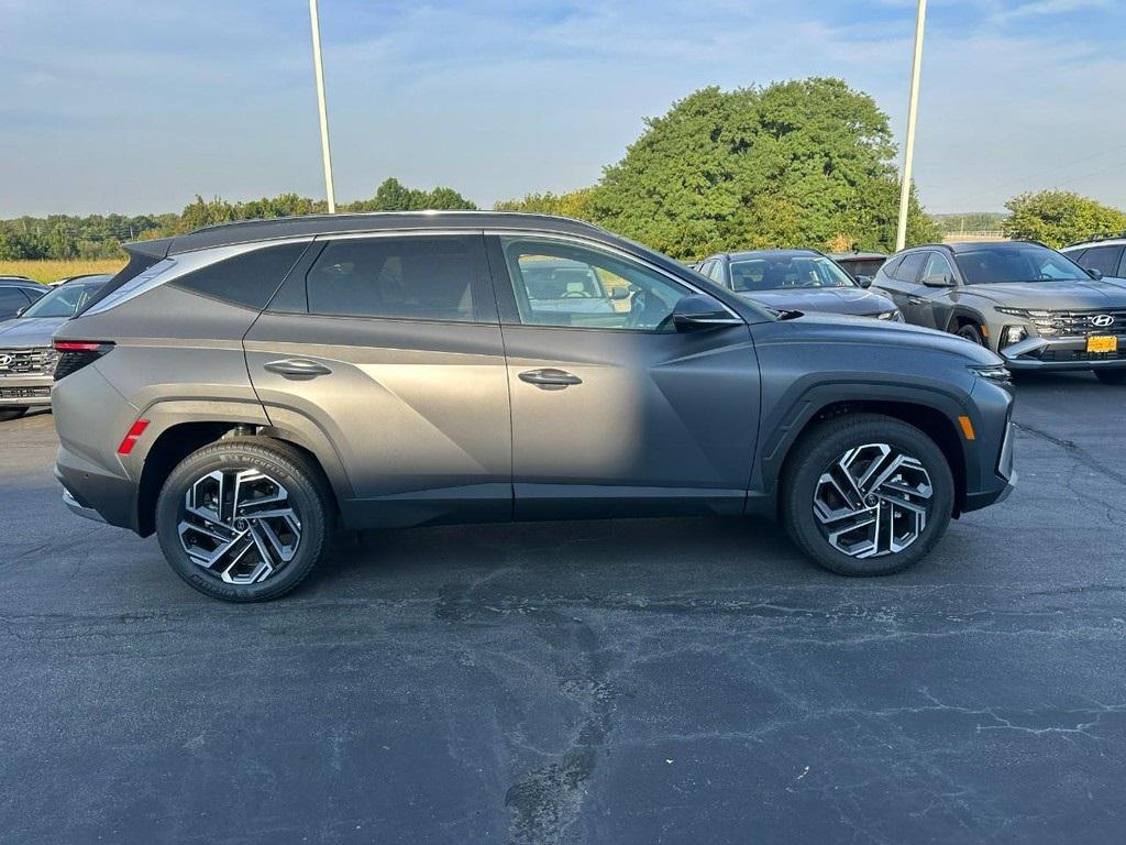 new 2025 Hyundai Tucson car, priced at $41,618