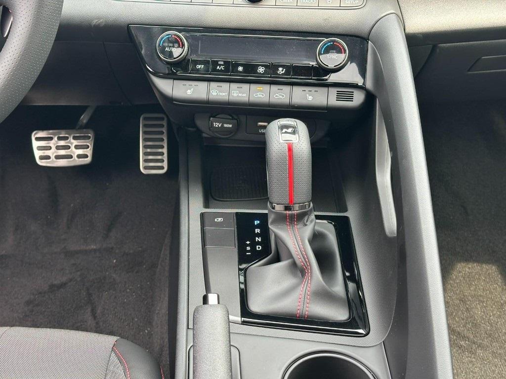 new 2025 Hyundai Elantra car, priced at $30,036