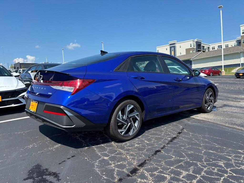 new 2025 Hyundai ELANTRA HEV car, priced at $28,404