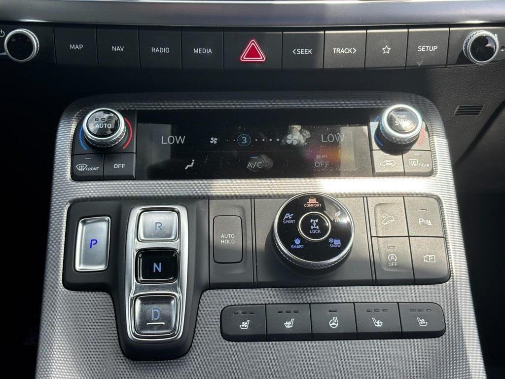 used 2024 Hyundai Palisade car, priced at $47,077