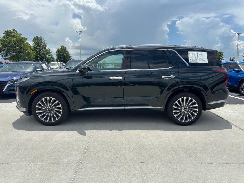 used 2024 Hyundai Palisade car, priced at $47,077