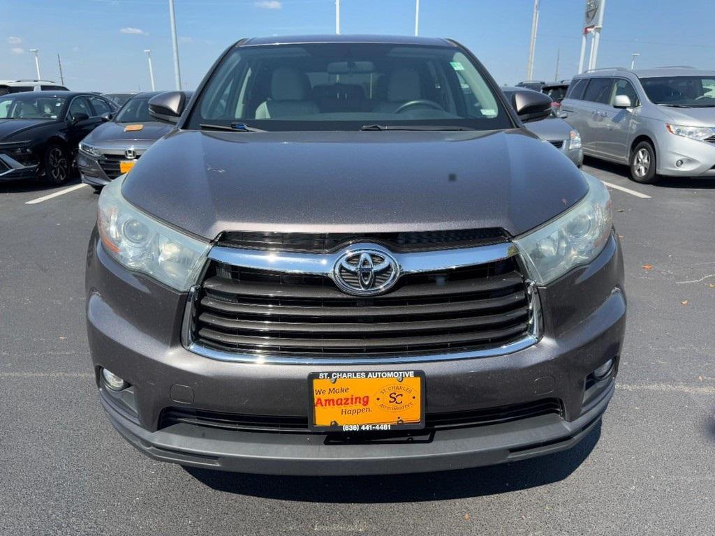 used 2016 Toyota Highlander car, priced at $16,977