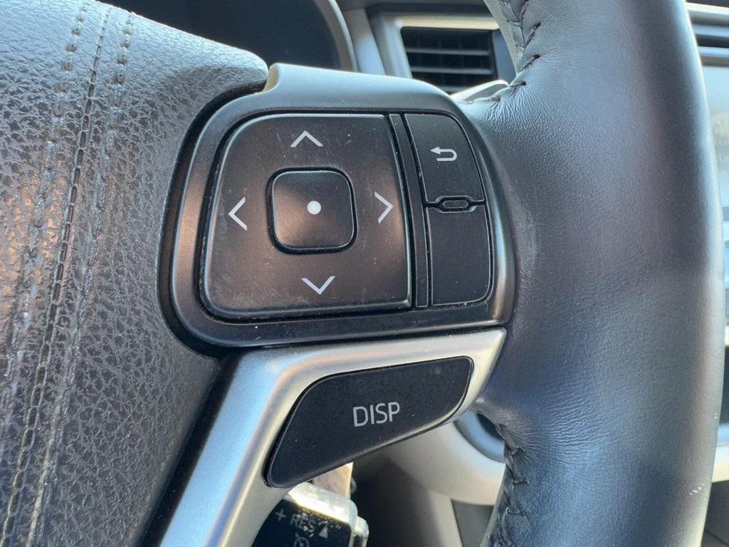 used 2016 Toyota Highlander car, priced at $16,977