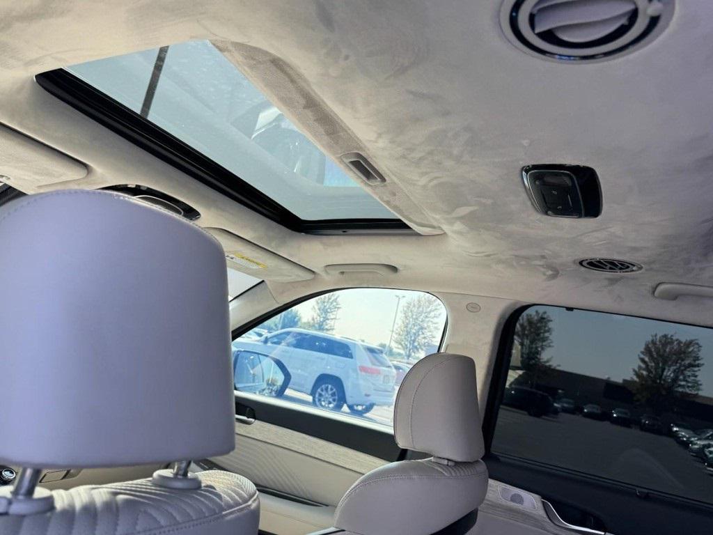 used 2024 Hyundai Palisade car, priced at $39,877