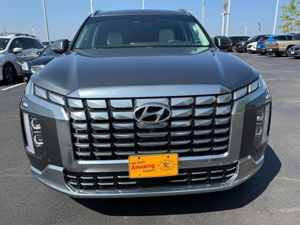 used 2024 Hyundai Palisade car, priced at $39,877