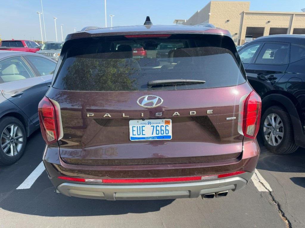 used 2024 Hyundai Palisade car, priced at $36,977