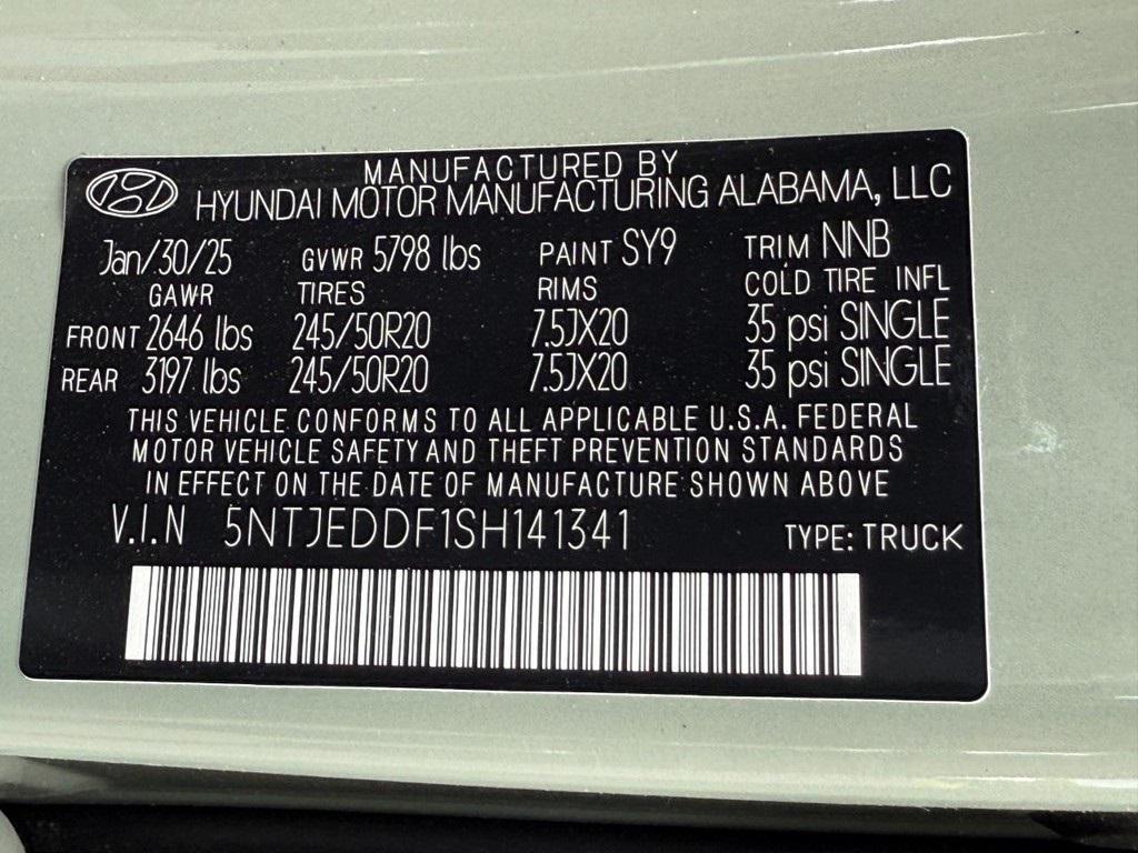 new 2025 Hyundai SANTA CRUZ car, priced at $43,333