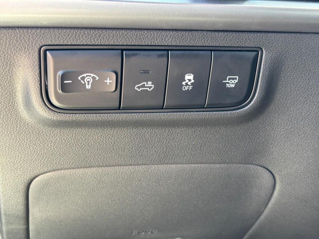new 2025 Hyundai SANTA CRUZ car, priced at $44,525
