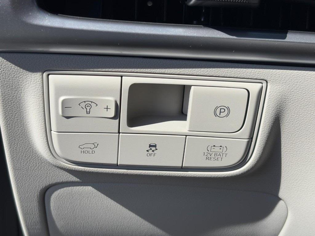 new 2025 Hyundai TUCSON Hybrid car, priced at $42,030