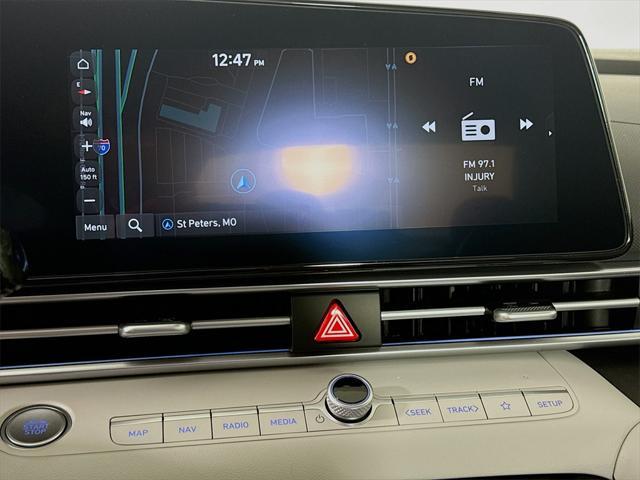 new 2025 Hyundai Elantra car, priced at $28,296
