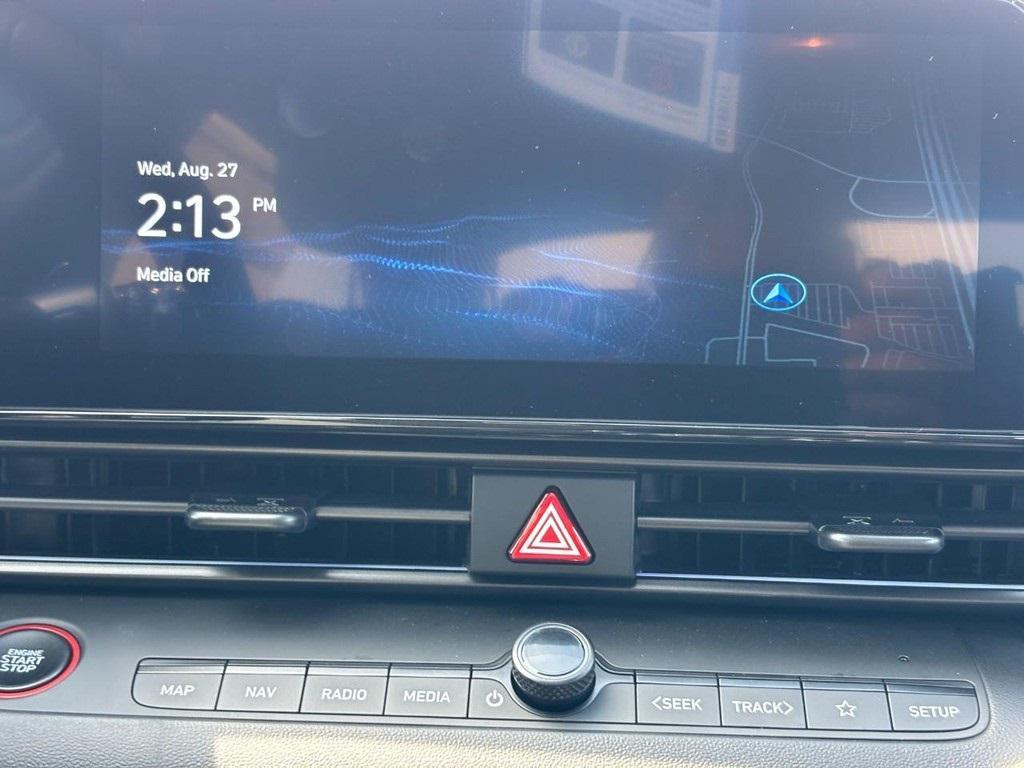 new 2025 Hyundai Elantra car, priced at $30,029