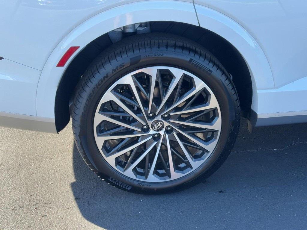 new 2026 Hyundai Palisade car, priced at $56,018