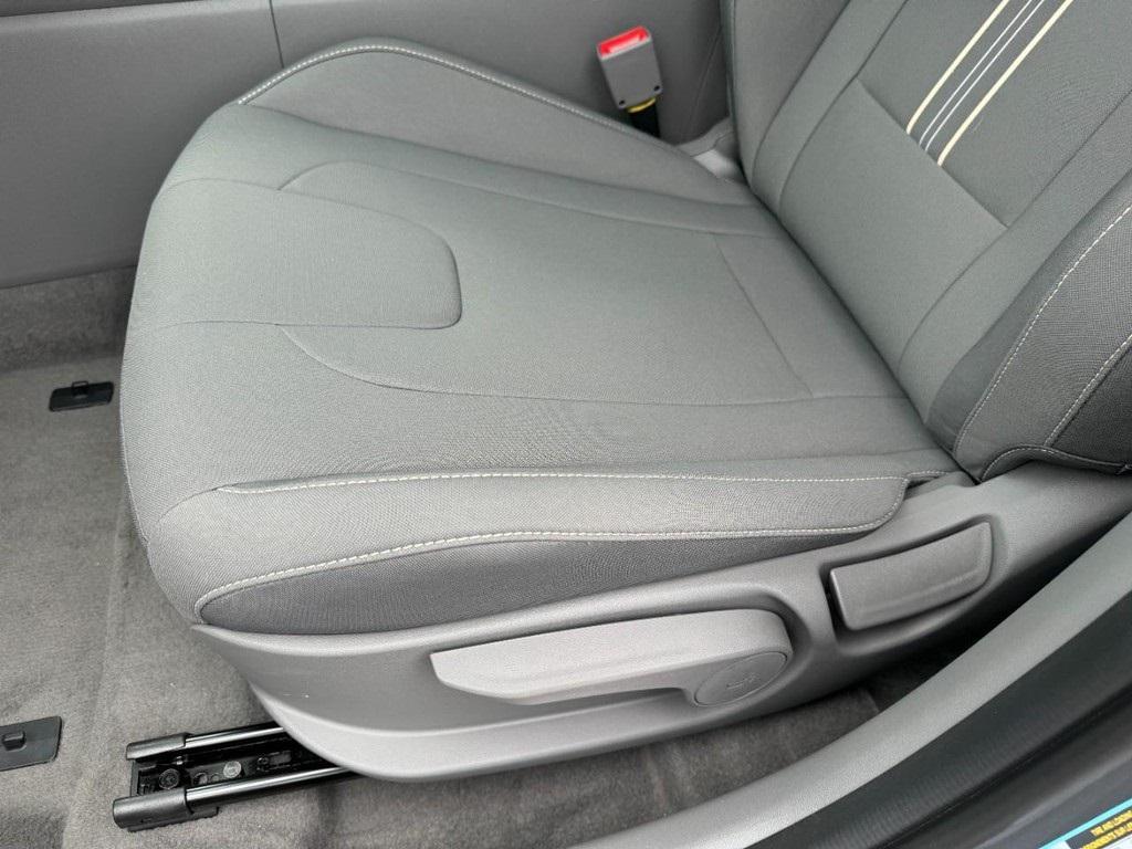 new 2025 Hyundai ELANTRA HEV car, priced at $28,636