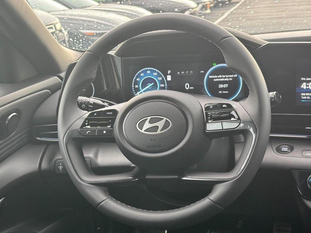 new 2025 Hyundai ELANTRA HEV car, priced at $27,600