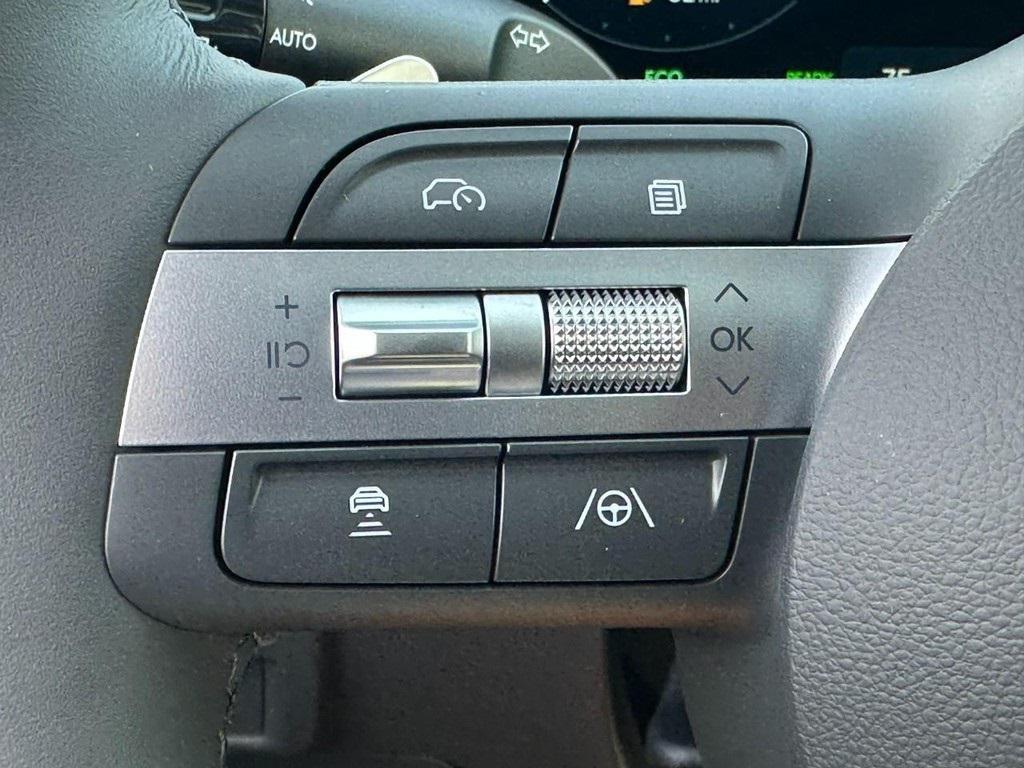 new 2025 Hyundai Sonata Hybrid car, priced at $39,010