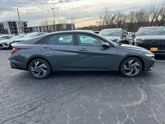 new 2025 Hyundai Elantra car, priced at $23,182