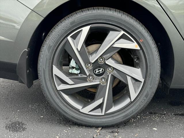 new 2025 Hyundai Elantra car, priced at $26,995