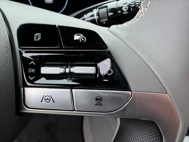new 2025 Hyundai Elantra car, priced at $26,995