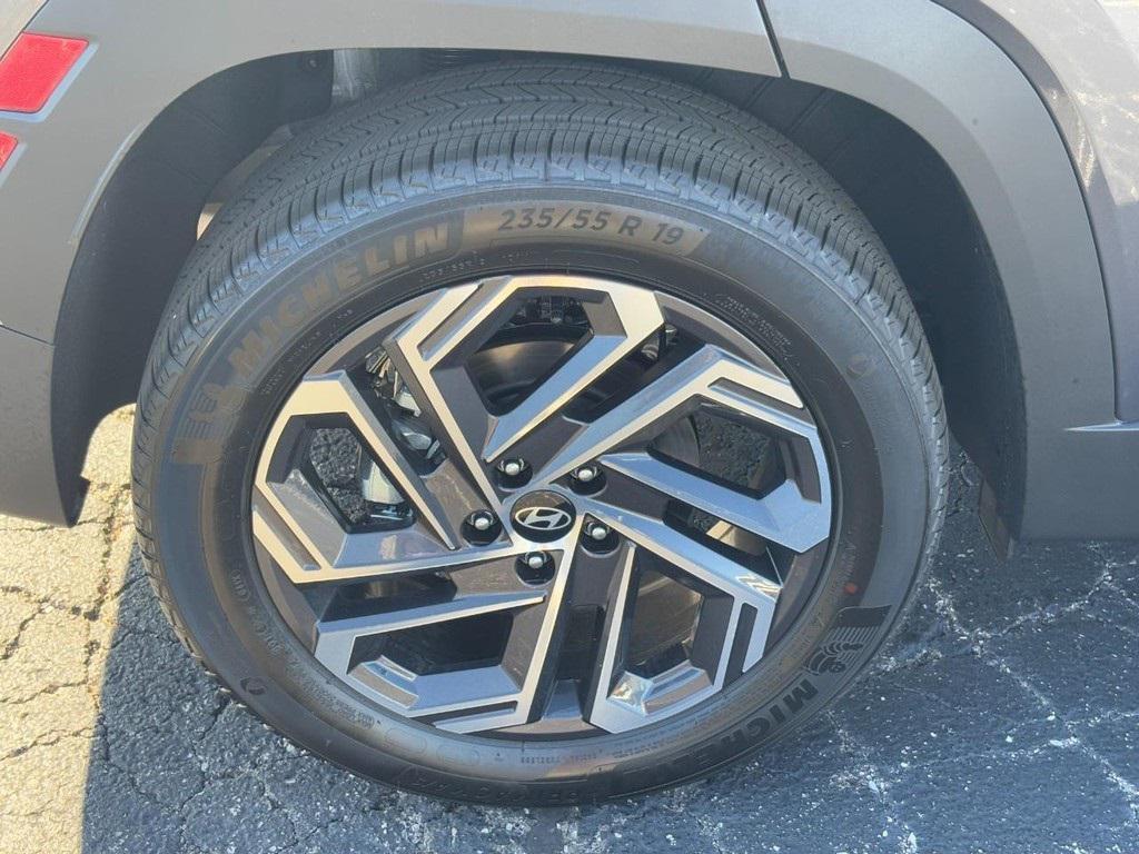 new 2025 Hyundai TUCSON Hybrid car, priced at $42,818
