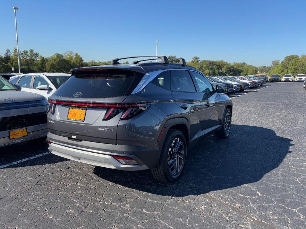 new 2025 Hyundai TUCSON Hybrid car, priced at $42,818