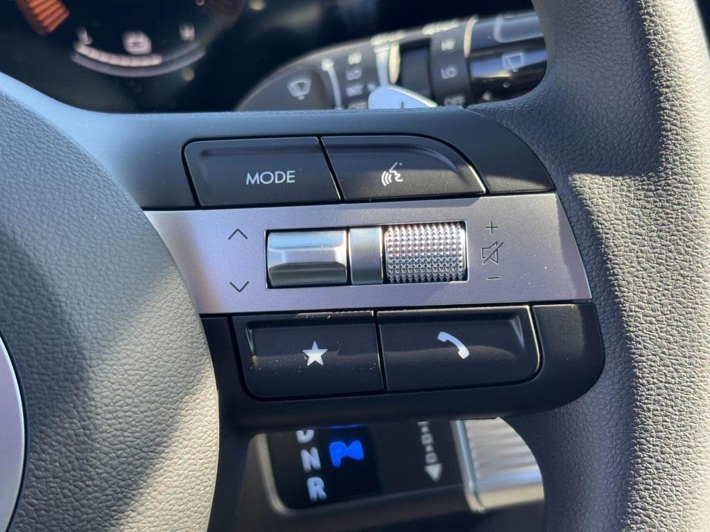 new 2025 Hyundai TUCSON Hybrid car, priced at $35,090