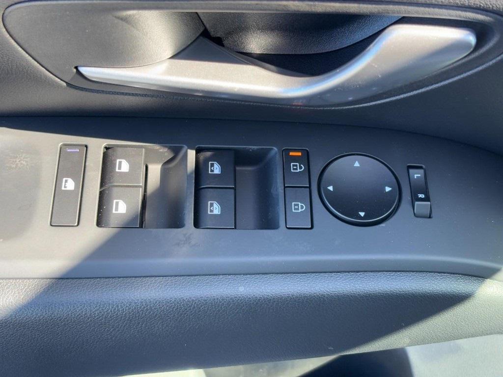 new 2025 Hyundai TUCSON Hybrid car, priced at $35,090