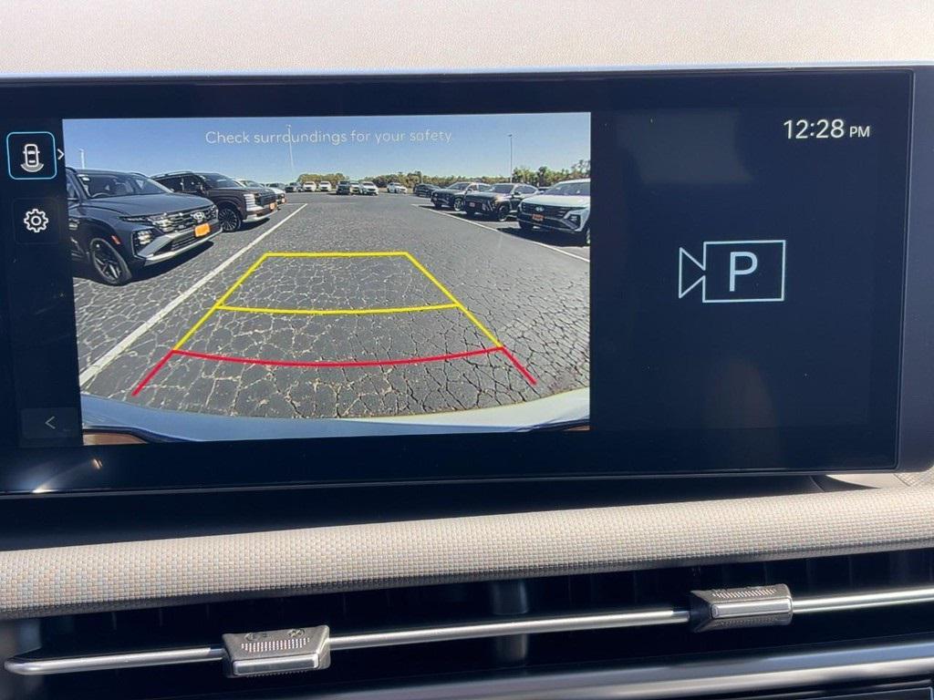 new 2025 Hyundai TUCSON Hybrid car, priced at $35,090