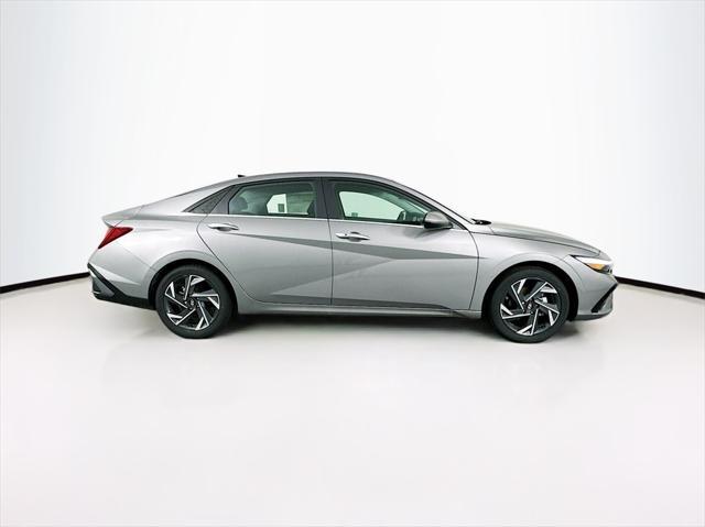 new 2024 Hyundai Elantra car, priced at $26,489