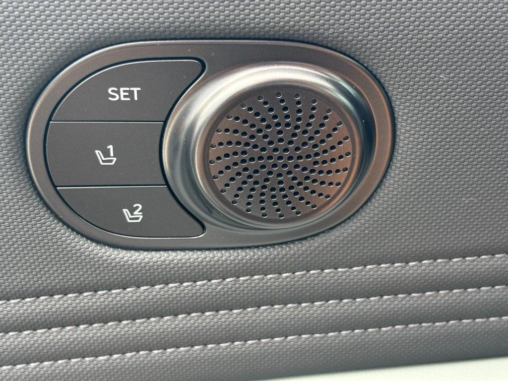 new 2025 Hyundai ELANTRA HEV car, priced at $30,816