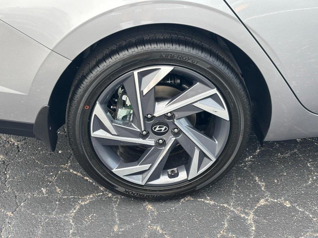 new 2025 Hyundai ELANTRA HEV car, priced at $30,816