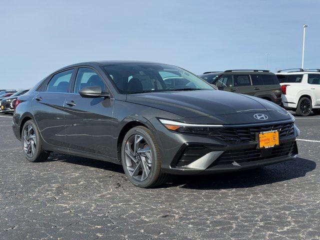 new 2025 Hyundai Elantra car, priced at $24,957