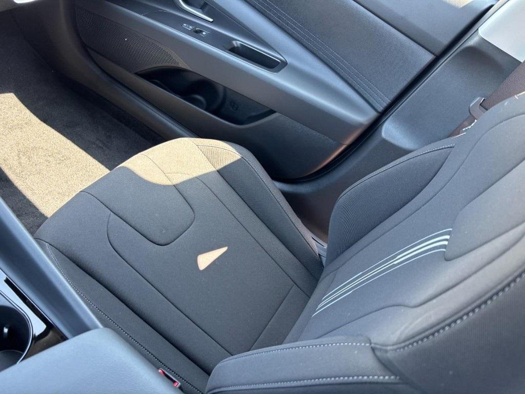 new 2025 Hyundai ELANTRA HEV car, priced at $25,631