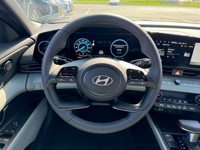new 2025 Hyundai Elantra car, priced at $31,089