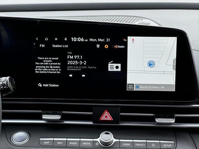 new 2025 Hyundai Elantra car, priced at $31,089