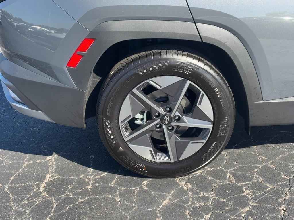 new 2026 Hyundai Tucson car, priced at $33,949