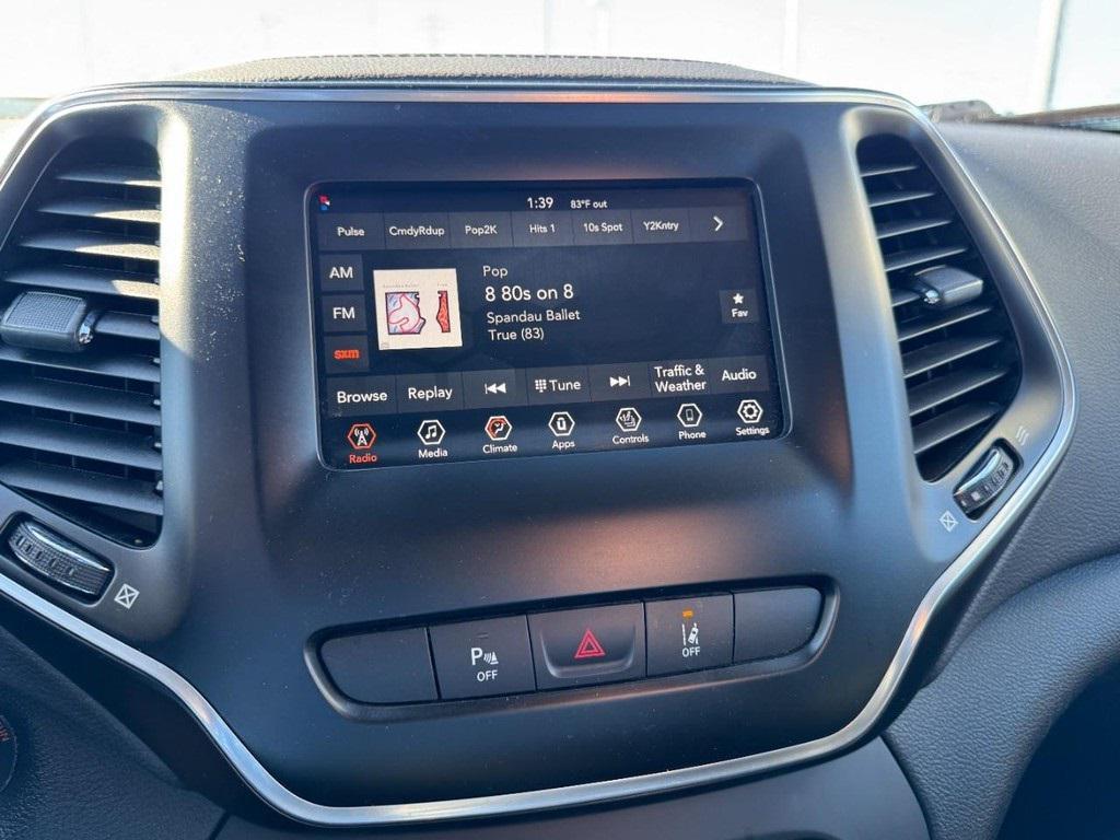 used 2021 Jeep Cherokee car, priced at $17,995