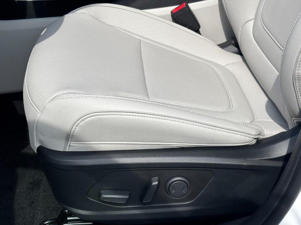 new 2026 Hyundai Tucson car, priced at $39,594