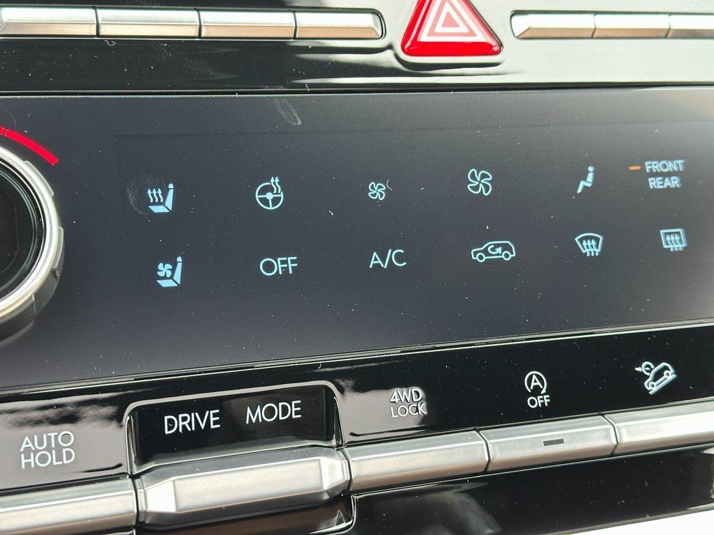 new 2025 Hyundai Santa Fe car, priced at $40,970