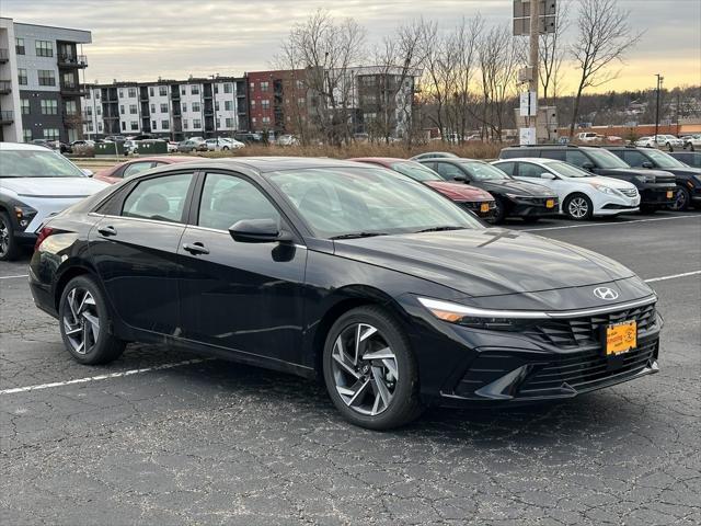 new 2025 Hyundai Elantra car, priced at $25,673