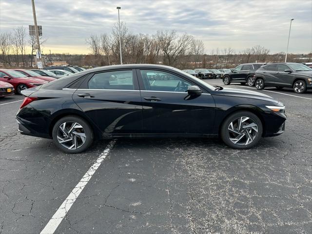 new 2025 Hyundai Elantra car, priced at $25,673