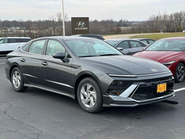 new 2025 Hyundai Sonata car, priced at $27,086