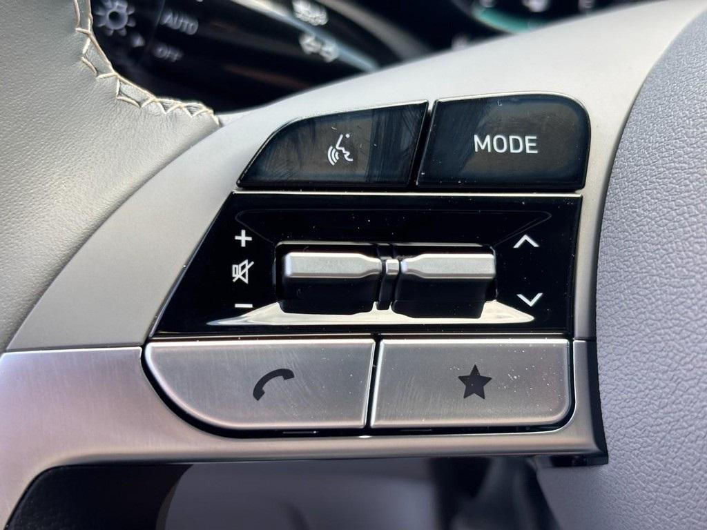 new 2025 Hyundai ELANTRA HEV car, priced at $28,404