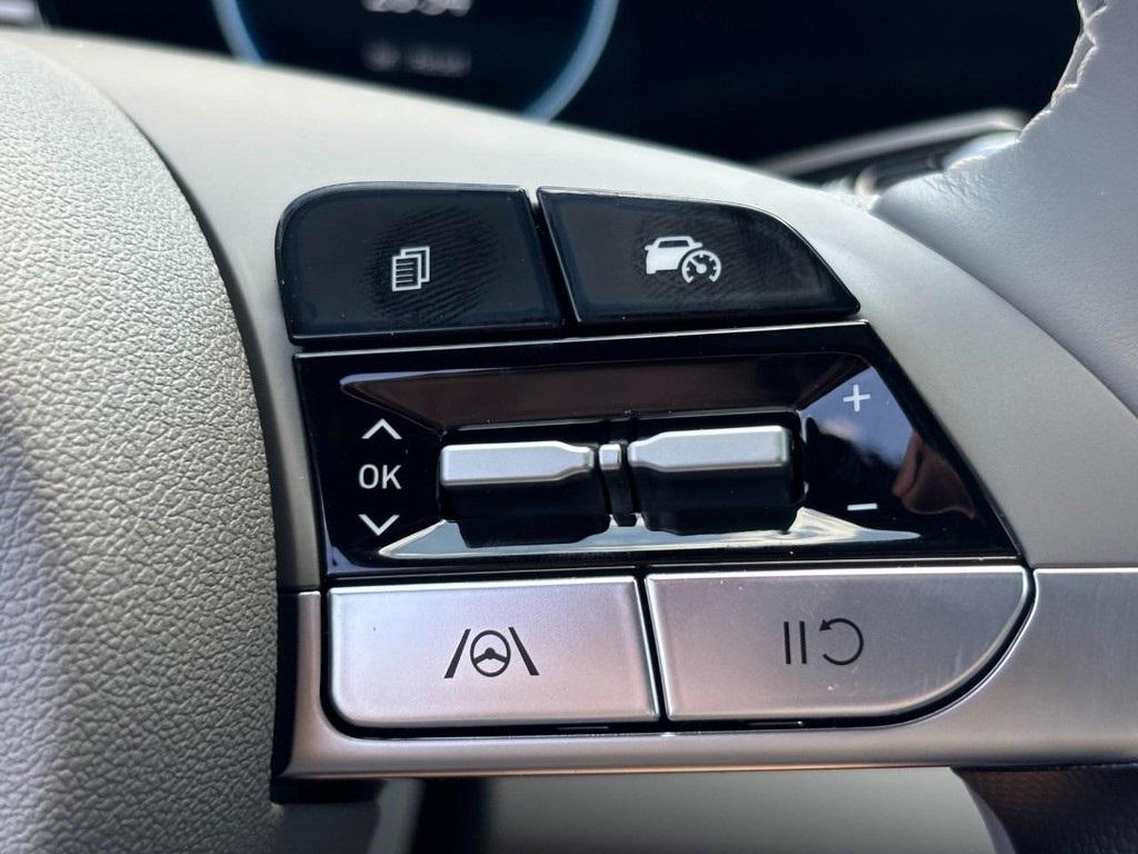 new 2025 Hyundai ELANTRA HEV car, priced at $28,404