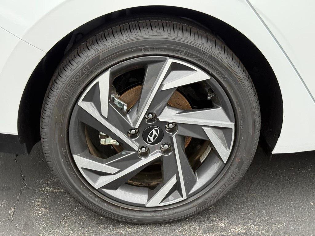 new 2025 Hyundai ELANTRA HEV car, priced at $31,316