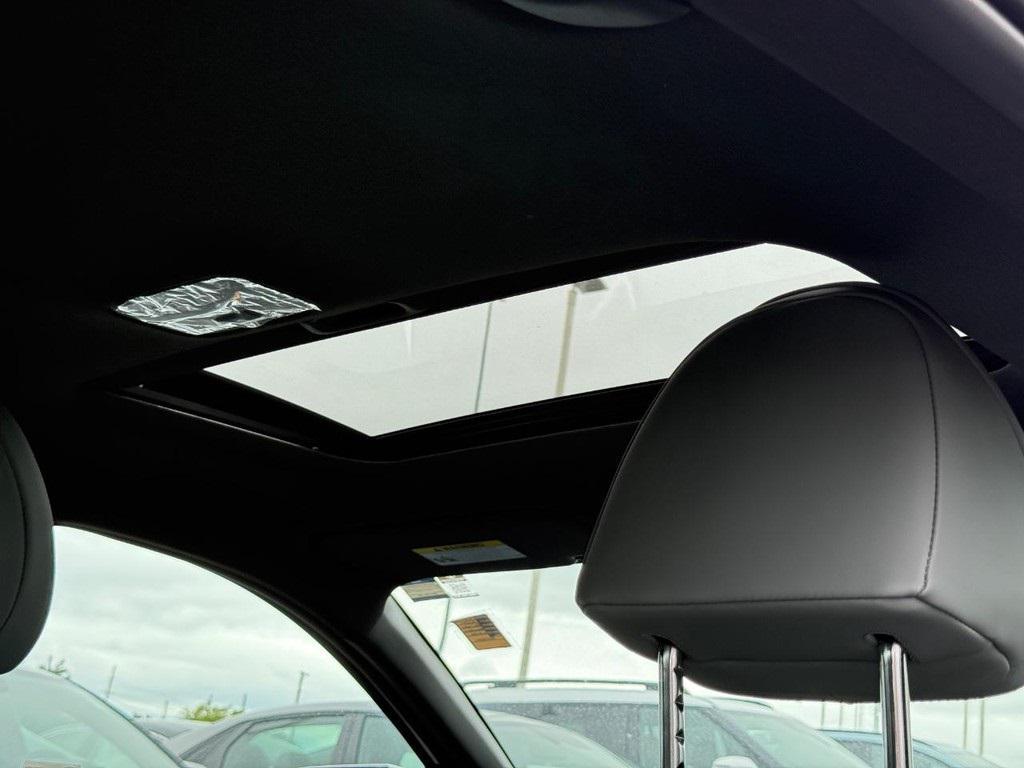 new 2025 Hyundai ELANTRA HEV car, priced at $31,316