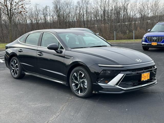 new 2025 Hyundai Sonata car, priced at $29,514