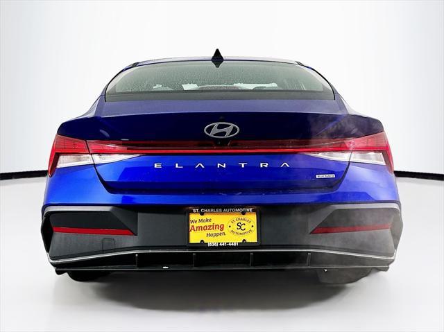 new 2025 Hyundai Elantra HEV car, priced at $25,428