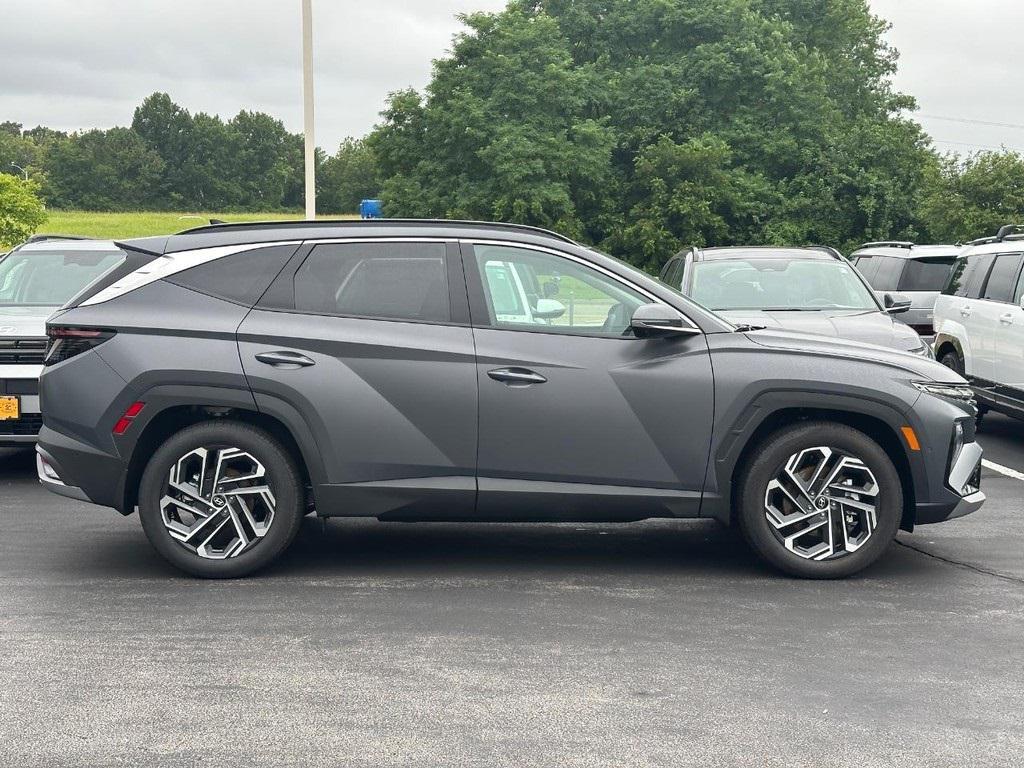 new 2025 Hyundai Tucson car, priced at $40,070