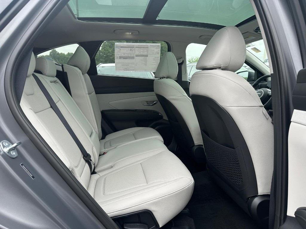 new 2025 Hyundai Tucson car, priced at $40,070