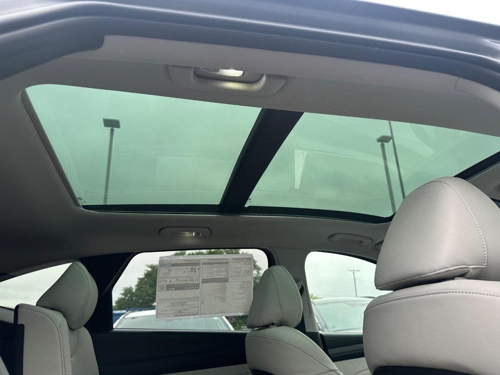 new 2025 Hyundai Tucson car, priced at $40,070